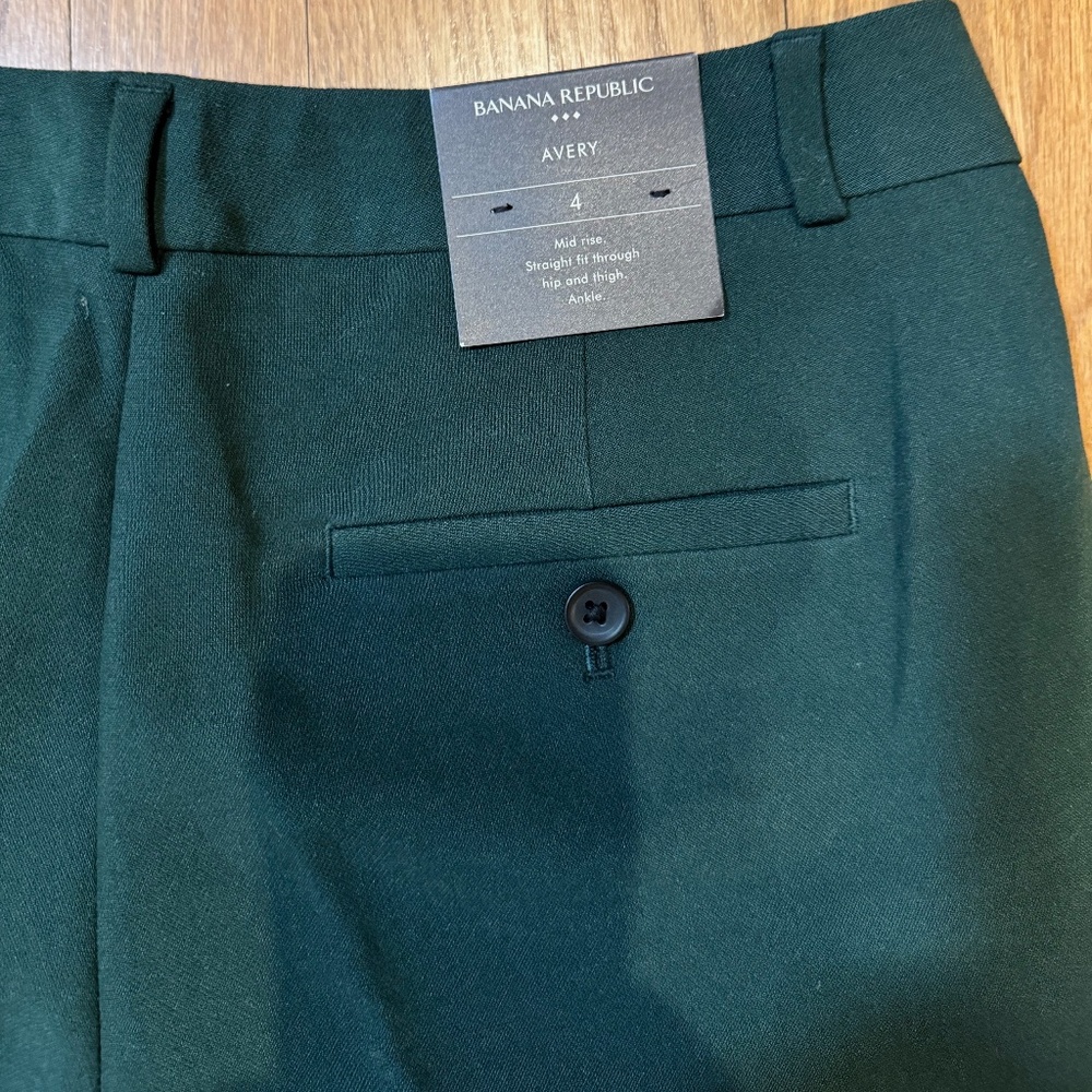 Banana Republic Factory Avery Pant, NWT, Green, 4
